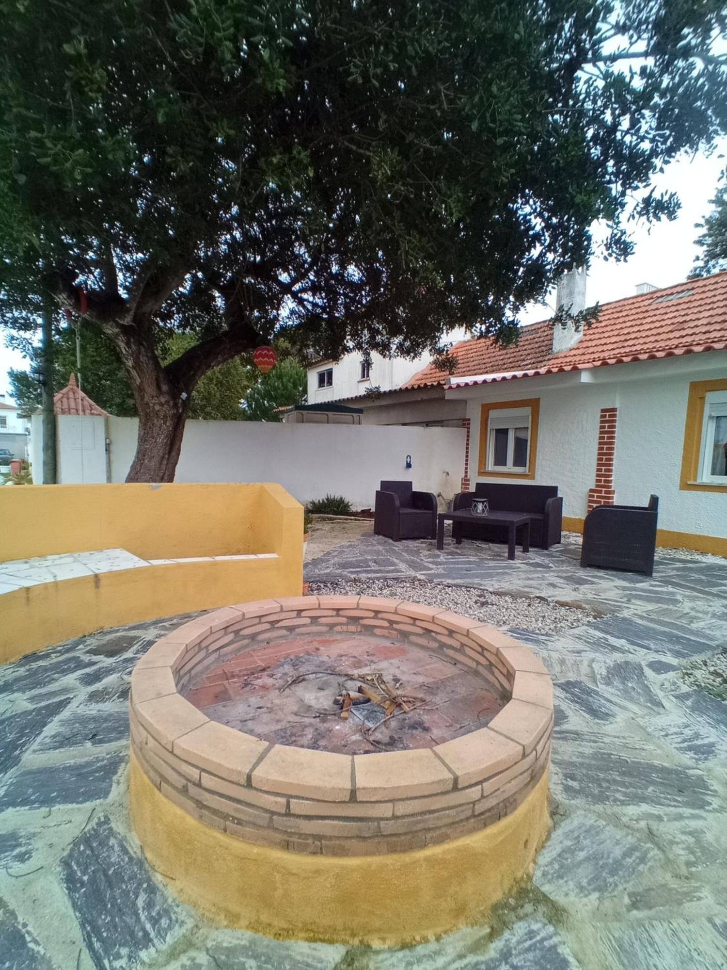 O Mundo Da Lua Villa Azeitao Exterior photo